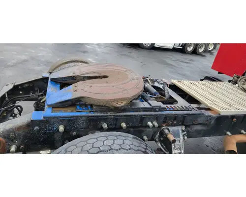 PETERBILT 386 Fifth Wheel