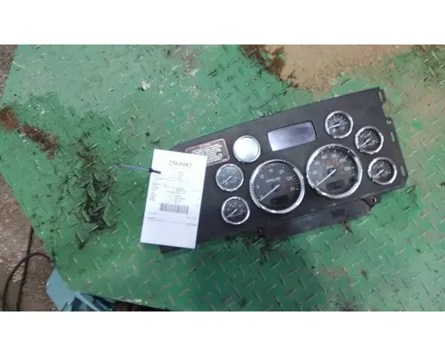 PETERBILT 386 GAUGE CLUSTER