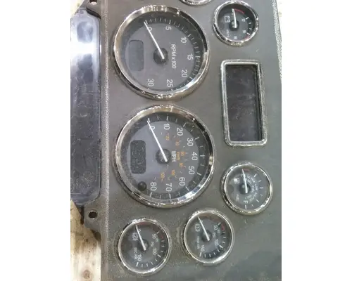PETERBILT 386 GAUGE CLUSTER