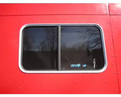 PETERBILT 386 GLASS, SLEEPER