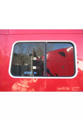 PETERBILT 386 GLASS, SLEEPER