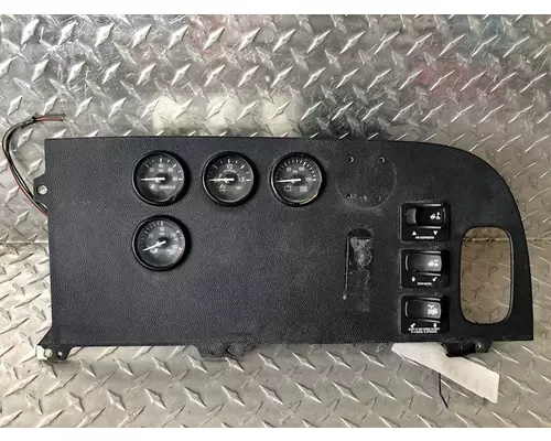 PETERBILT 386 Gauge Panel