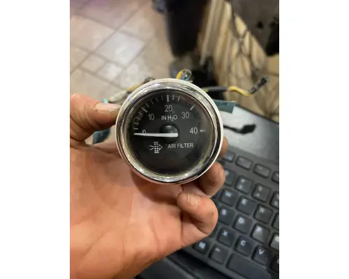 PETERBILT 386 Gauges (all)