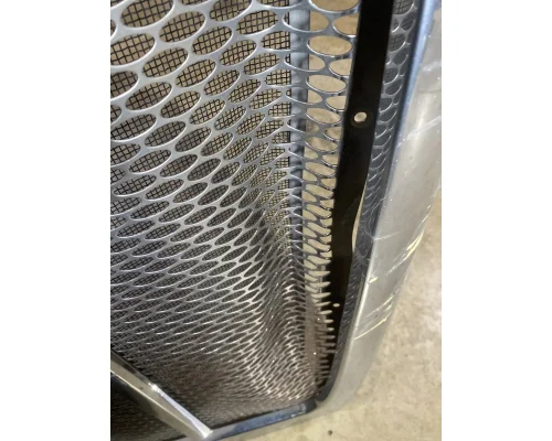 PETERBILT 386 Grille
