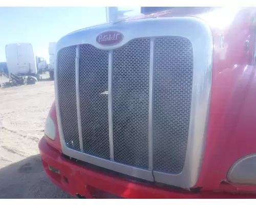 PETERBILT 386 Grille