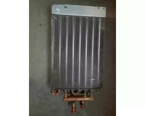 PETERBILT 386 HEATER CORE