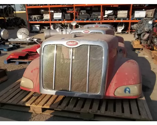 PETERBILT 386 HOOD