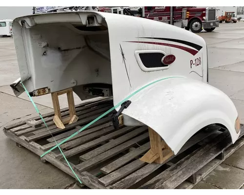 PETERBILT 386 Hood