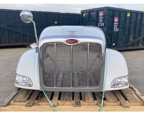 PETERBILT 386 Hood