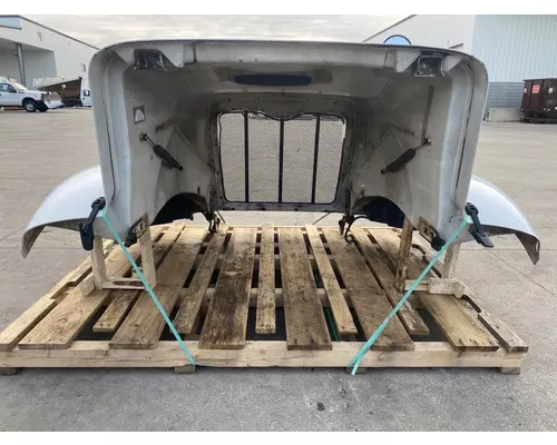 PETERBILT 386 Hood