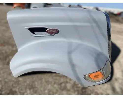 PETERBILT 386 Hood