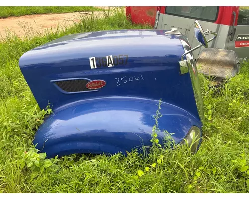 PETERBILT 386 Hood