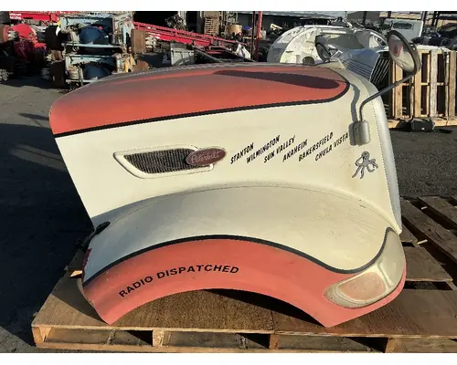 PETERBILT 386 Hood