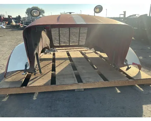 PETERBILT 386 Hood