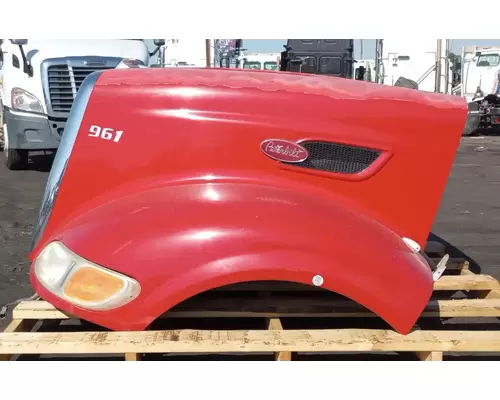 PETERBILT 386 Hood