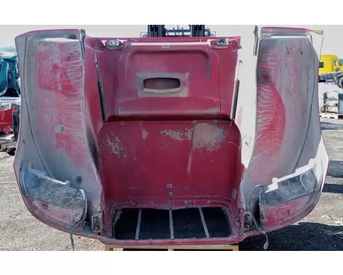PETERBILT 386 Hood