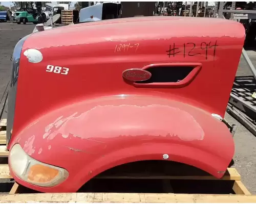 PETERBILT 386 Hood