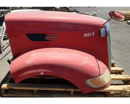 PETERBILT 386 Hood