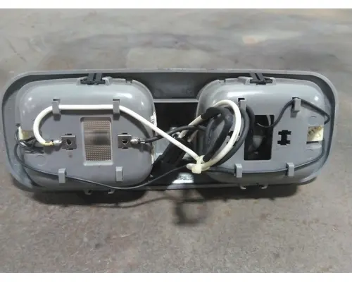 PETERBILT 386 INTERIOR CAB LIGHT