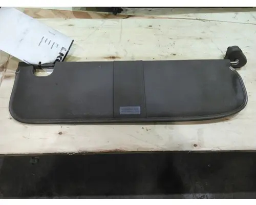 PETERBILT 386 INTERIOR SUN VISOR