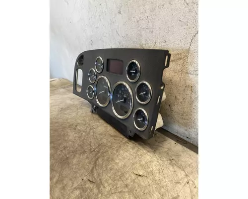 PETERBILT 386 Instrument Cluster