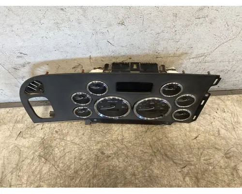 PETERBILT 386 Instrument Cluster