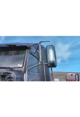 PETERBILT 386 MIRROR ASSEMBLY CAB/DOOR