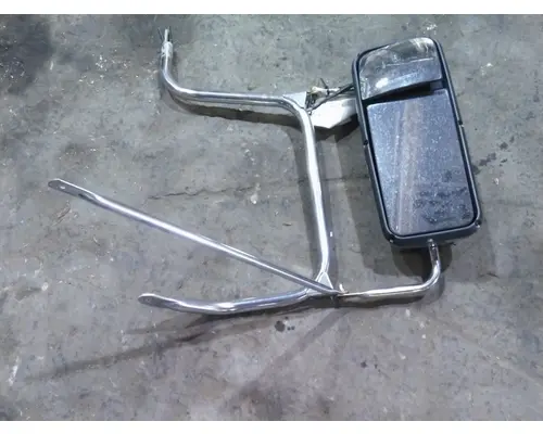 PETERBILT 386 MIRROR ASSEMBLY CABDOOR