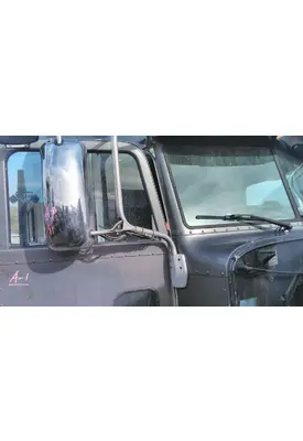PETERBILT 386 MIRROR ASSEMBLY CAB/DOOR