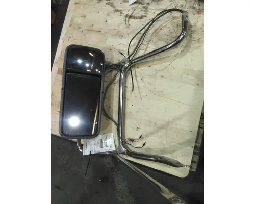 PETERBILT 386 MIRROR ASSEMBLY CABDOOR