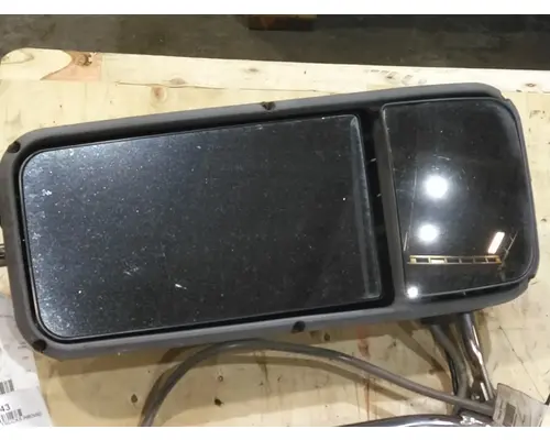 PETERBILT 386 MIRROR ASSEMBLY CABDOOR