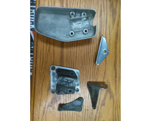 PETERBILT 386 MIRROR COMPONENTS