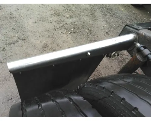 PETERBILT 386 MUD FLAP HANGER