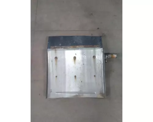 PETERBILT 386 MUD FLAP HANGER
