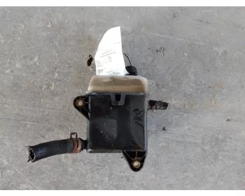 PETERBILT 386 POWER STEERING RESERVOIR