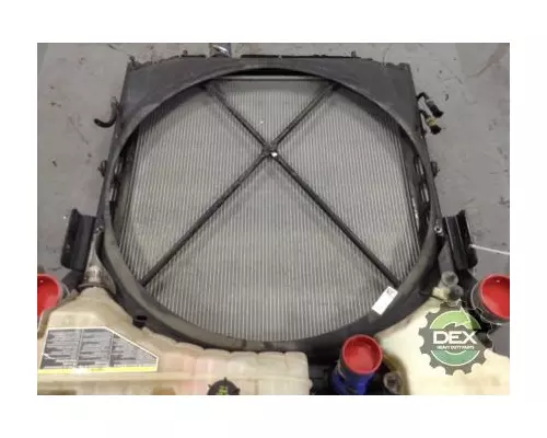 PETERBILT 386 Radiator