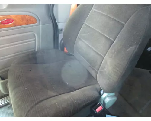 PETERBILT 386 SEAT, FRONT