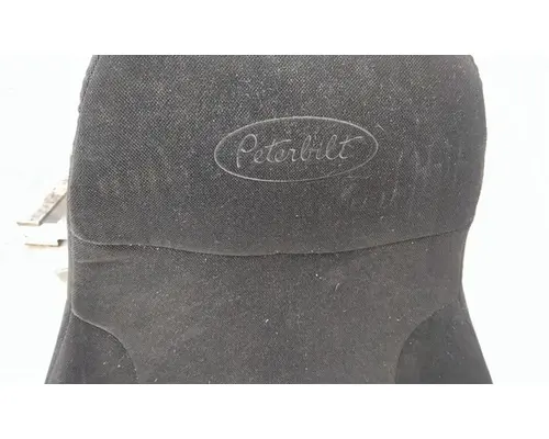 PETERBILT 386 SEAT, FRONT