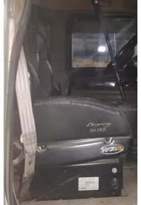 PETERBILT 386 SEAT, FRONT