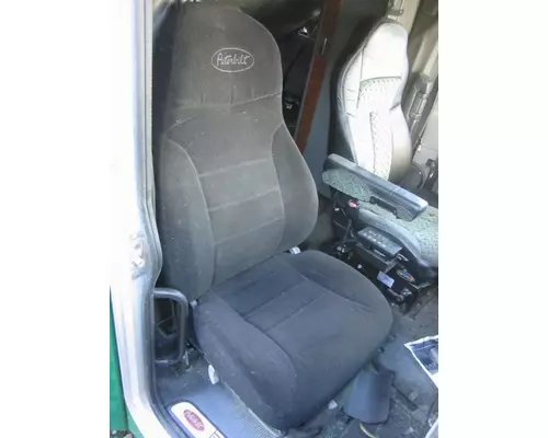 PETERBILT 386 SEAT, FRONT