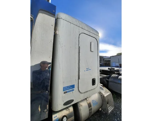 PETERBILT 386 SLEEPER