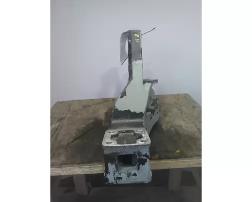 PETERBILT 386 SPRING HANGER