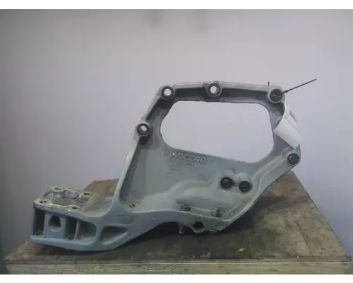 PETERBILT 386 SPRING HANGER