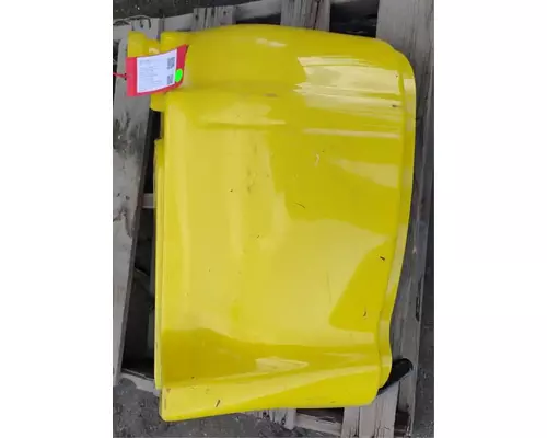 PETERBILT 386 Side Fairing
