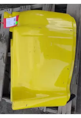 PETERBILT 386 Side Fairing