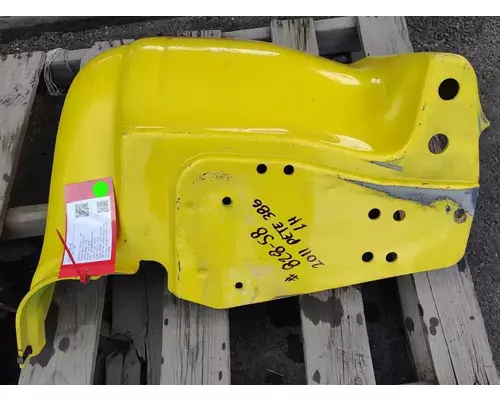 PETERBILT 386 Side Fairing
