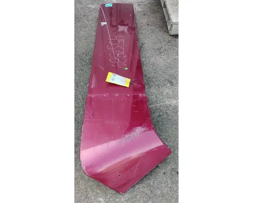 PETERBILT 386 Side Fairing
