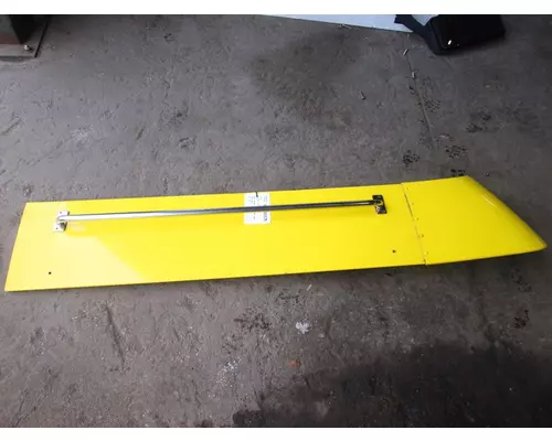 PETERBILT 386 Sleeper Fairing