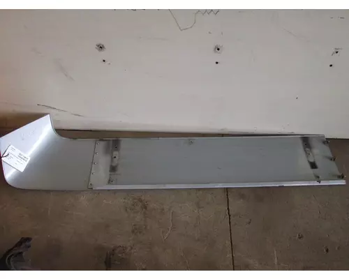 PETERBILT 386 Sleeper Fairing