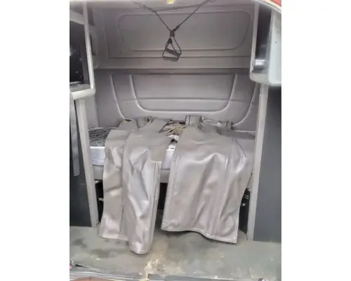 PETERBILT 386 Sleeper